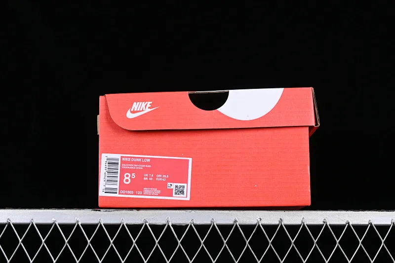 All Categories Nk SB Dunk Series Nk SB Dunk Low Low-top sneakers Nk Dunk Low Summer Stars Sea Salt Milk Ice Customized version of deconstructed strap casual sneakers DD1503-123